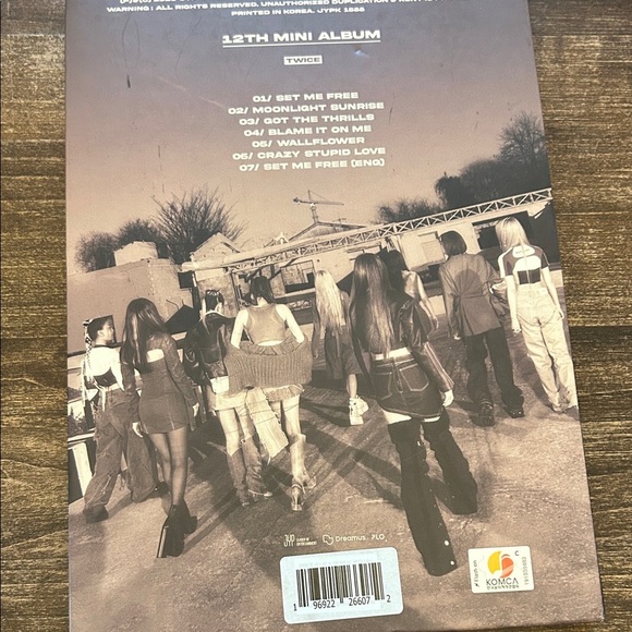 TWICE 12th Mini Album 'Ready To Be' - Picture 9 of 9